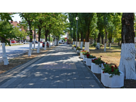 Uređen park u centru Šimanovaca